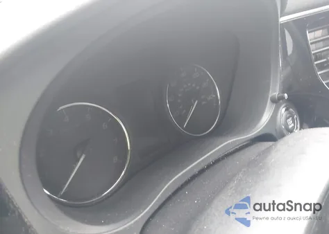 2018 Mitsubishi Outlander Es/Le/Se/Sel z USA, uszkodzony, nr VIN JA4AZ3A32JZ022187